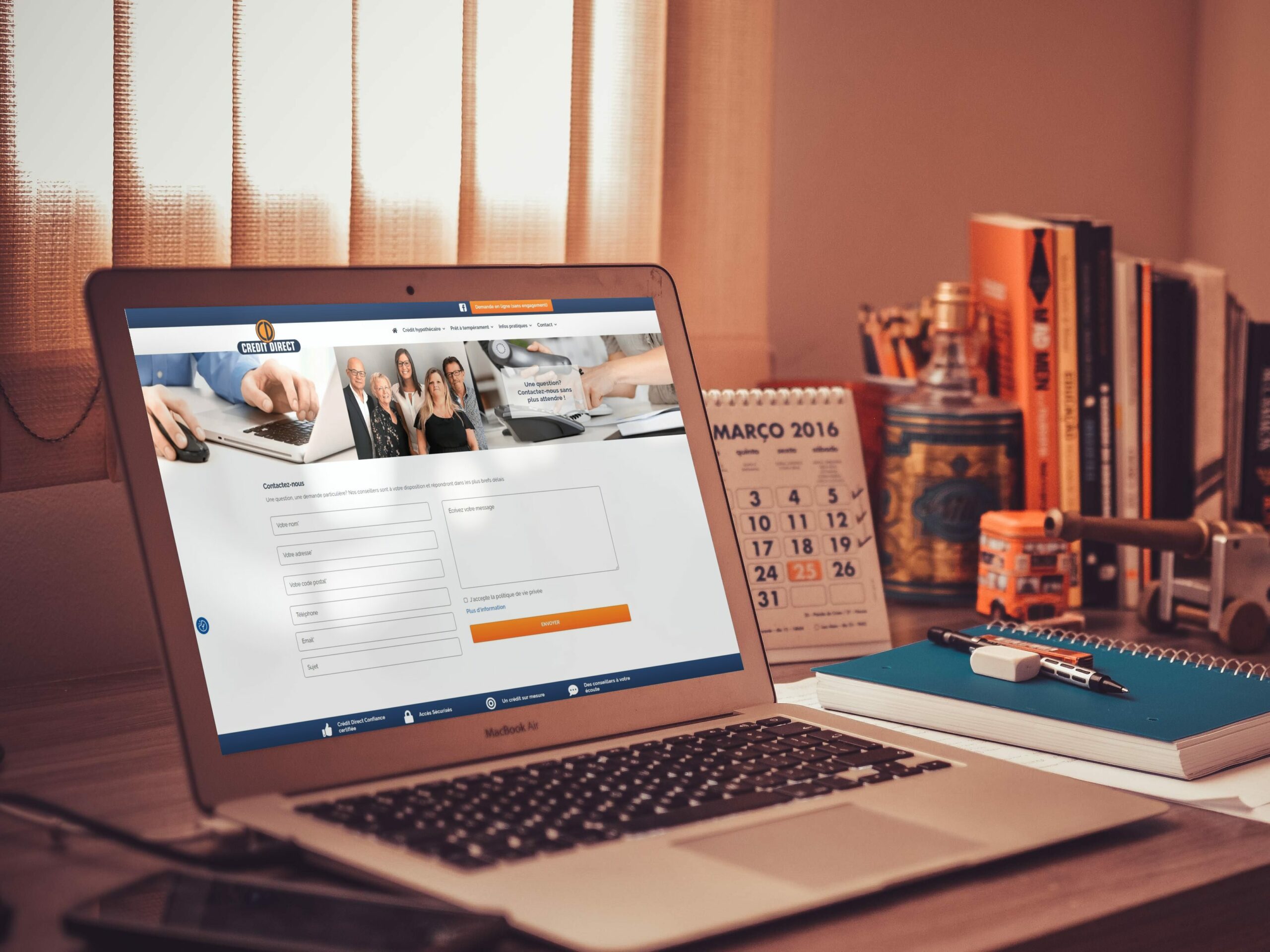 Site internet sur l'écran d'un PC portable